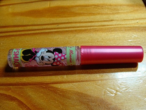 Minnie cupcake glitter gloss - minnie,cupcake,